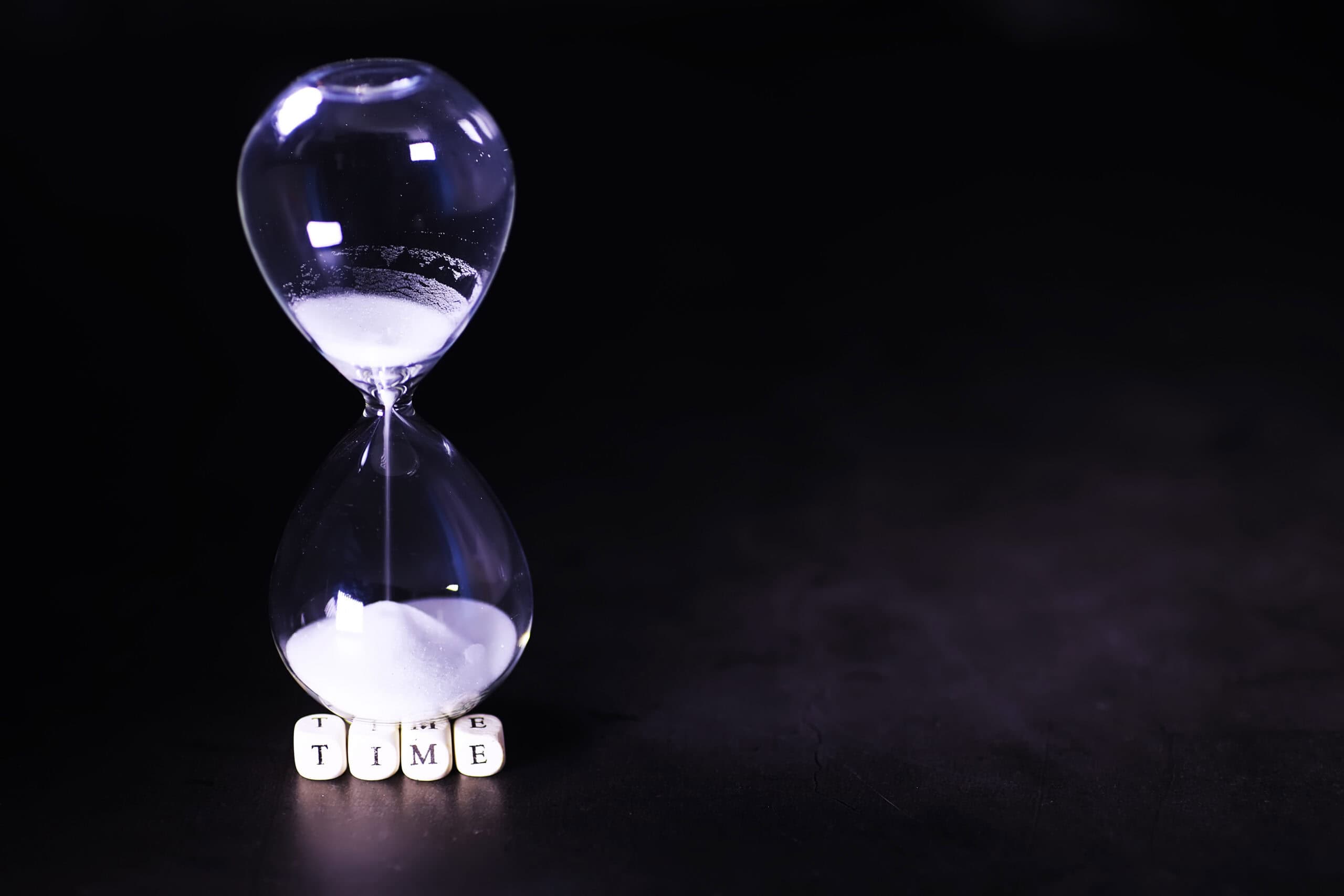Hourglass representing how long meth stays in your system as the body clears it